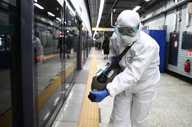 Instrucción de 23 de marzo de 2020, del Ministerio de Sanidad, por la que se establecen criterios interpretativos para la gestión de la situación de crisis sanitaria ocasionada por el COVID-19