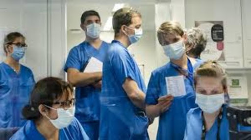 Orden SND/421/2020, de 18 de mayo, por la que se adoptan medidas relativas a la prórroga de las autorizaciones de estancia y residencia y/o trabajo y a otras situaciones de los extranjeros en España, en aplicación del Real Decreto 463/2020, de 14 de marzo, por el que se declara el estado de alarma para la gestión de la situación de crisis sanitaria ocasionada por el COVID-19