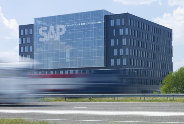 Ejercicio 8 SAP FI: FB60. Contabilizar factura del proveedor